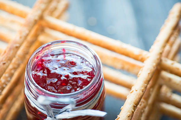 تصویر 3 از قیمت مربا زرشک با زرشک خشک + خرید باور نکردنی